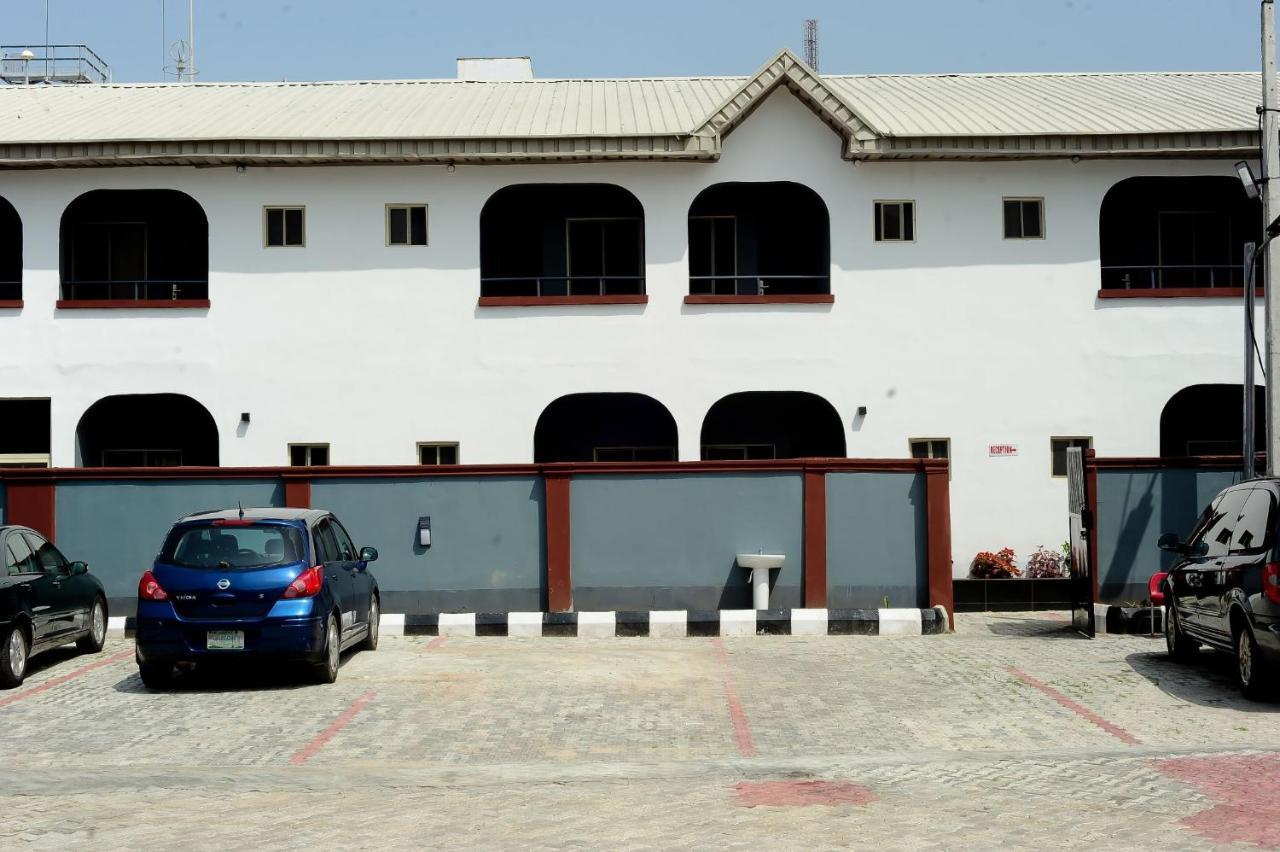Mariners Suites Lagos Extérieur photo