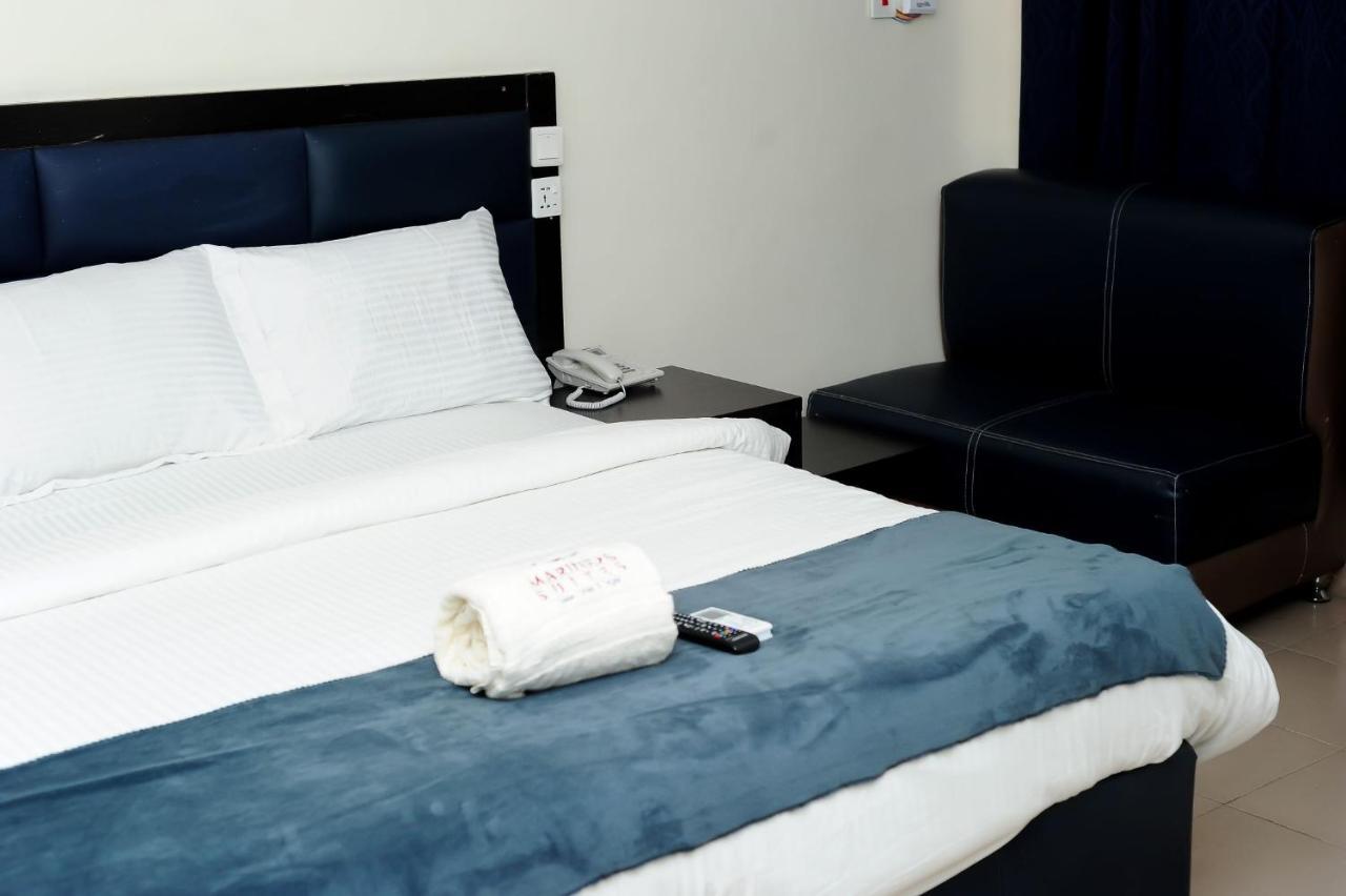 Mariners Suites Lagos Extérieur photo